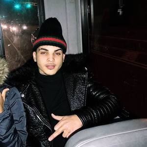 Meet your Posher, Joeshua